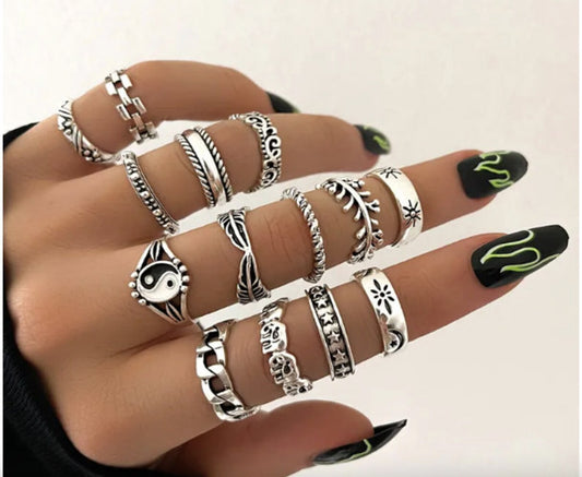 Trendy Set of Silver and Black Rings
